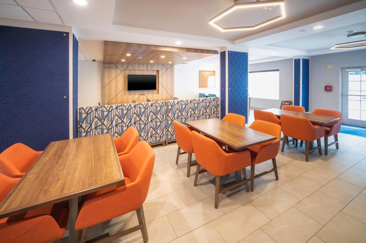 Holiday Inn Express And Suites Atlanta-Johns Creek By Ihg Kültér fotó